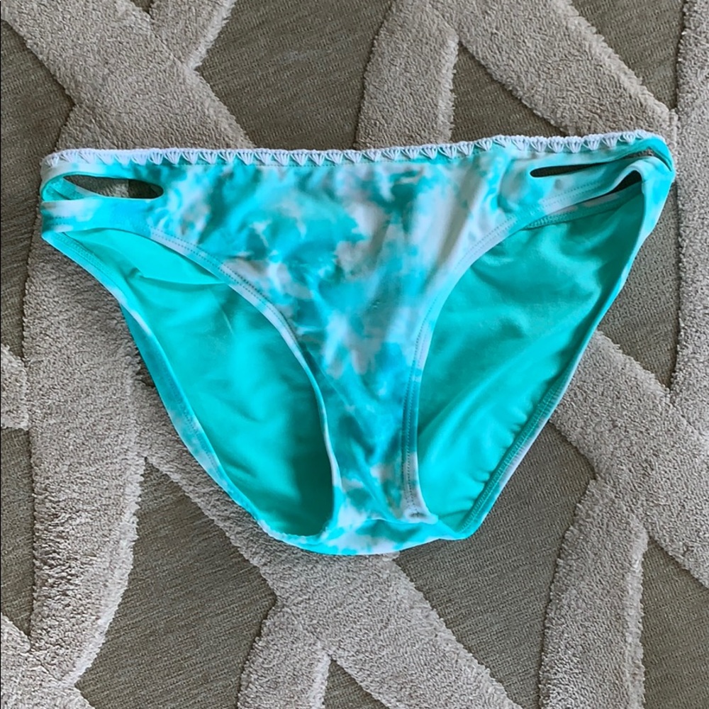 Bikini bottom